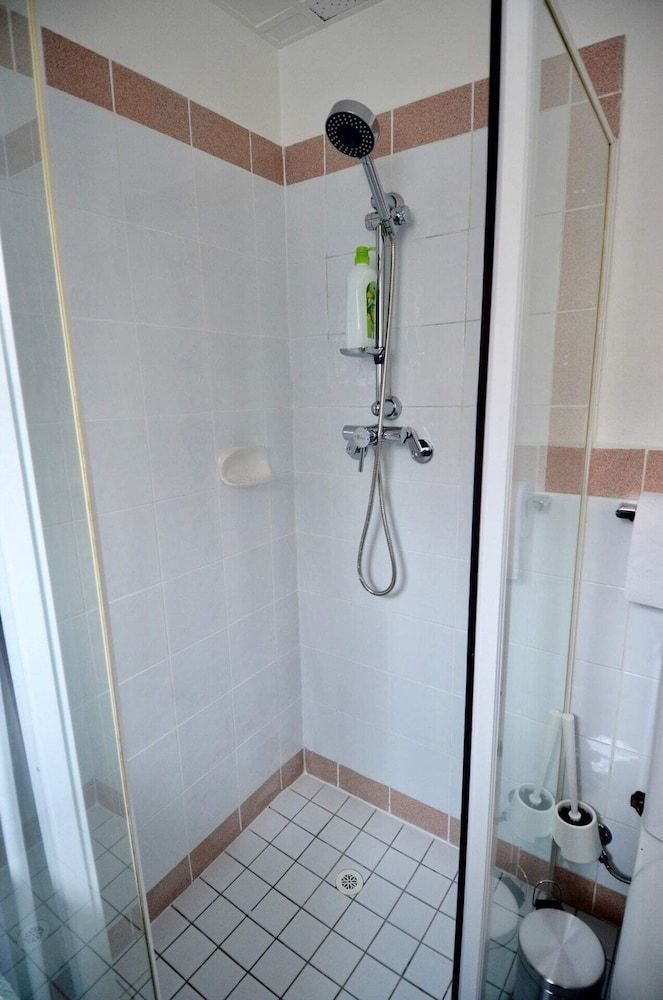 Cute Studio Apartment in Maroubra4