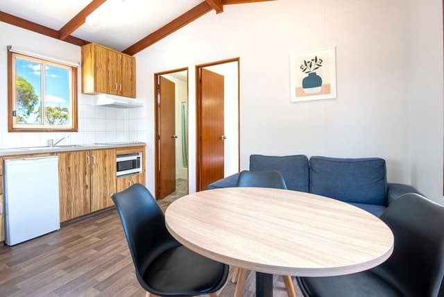 Standard Cabin