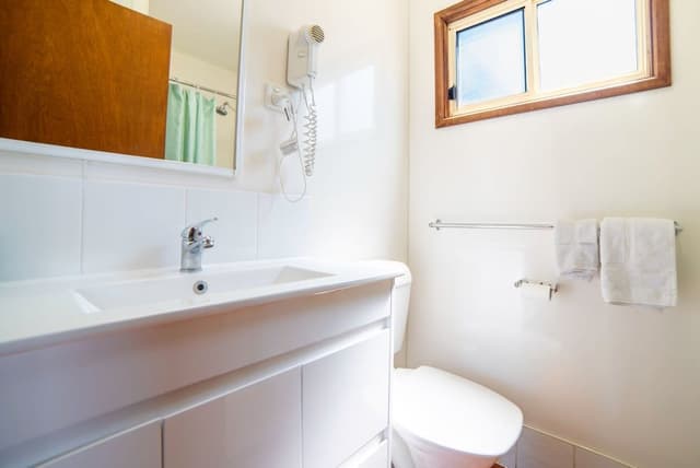 Family Cabin - Sleeps 4