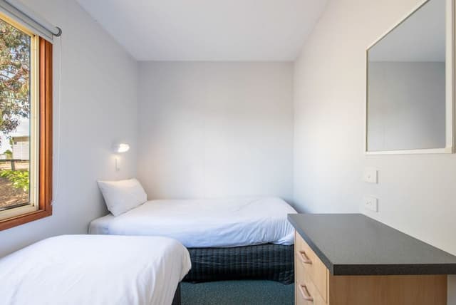 Family Cabin - Sleeps 4