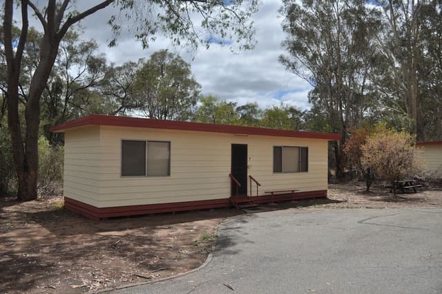 Large Cabin