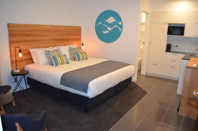 Deluxe Family Suite