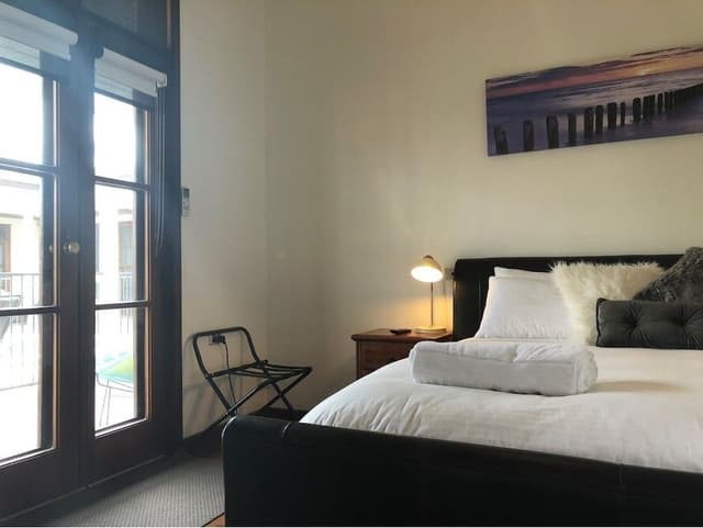 Deluxe Suite, 1 Bedroom, Ensuite, Hill View