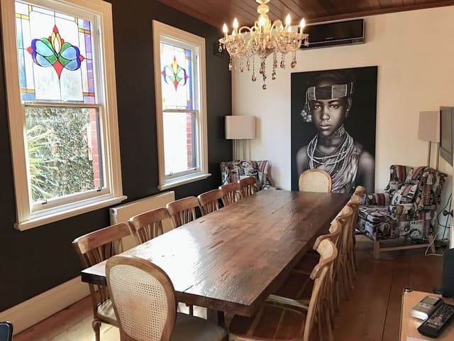 Luxury House, 5 Bedrooms, Kitchen, Courtyard Area