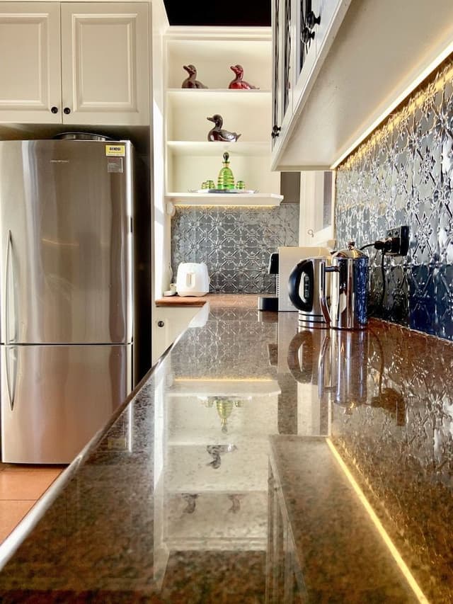 Luxury House, 5 Bedrooms, Kitchen, Courtyard Area