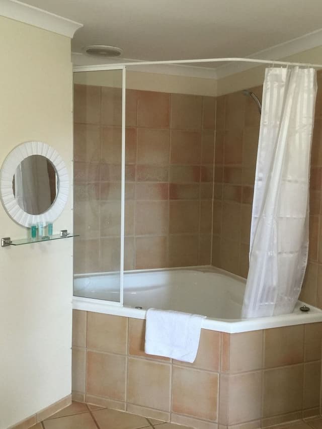 Superior Double Room, 1 Queen Bed, Jetted Tub, Ground Floor