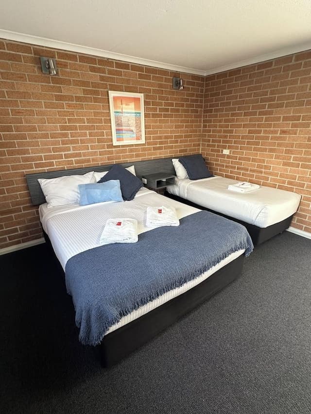 Family Room (Sleeps 5)