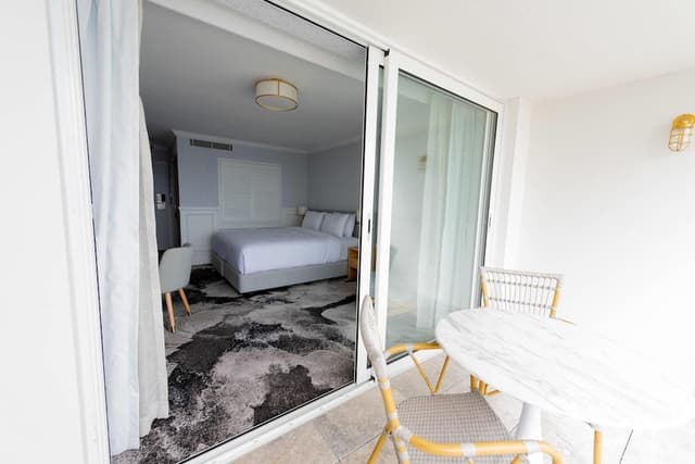 Deluxe Room, 1 King Bed (Water View)