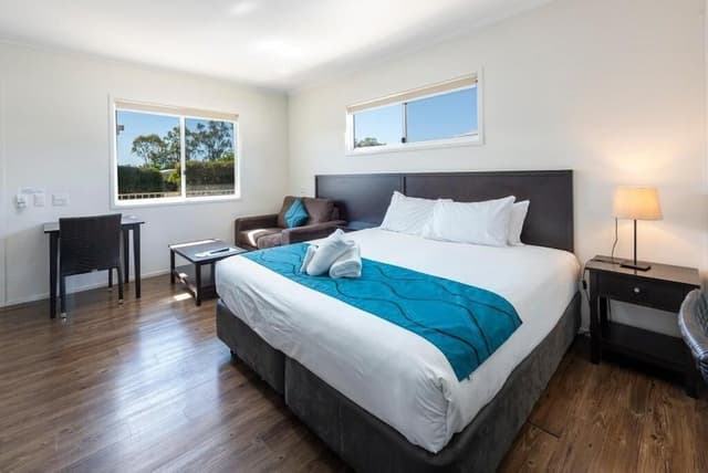 Deluxe Studio, Patio, Garden View