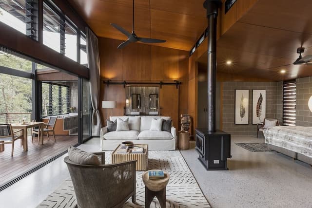Escarpment Suite