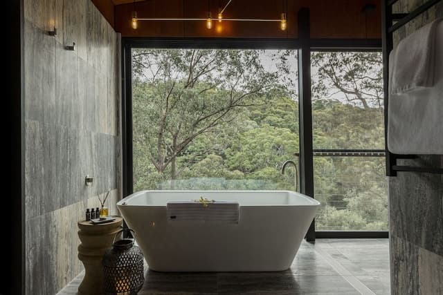 Escarpment Suite