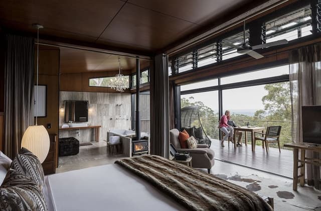 Luxury Bush Suite