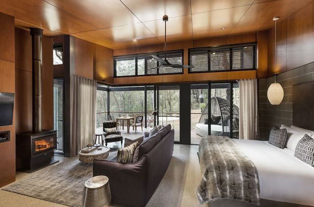 Escarpment Suite