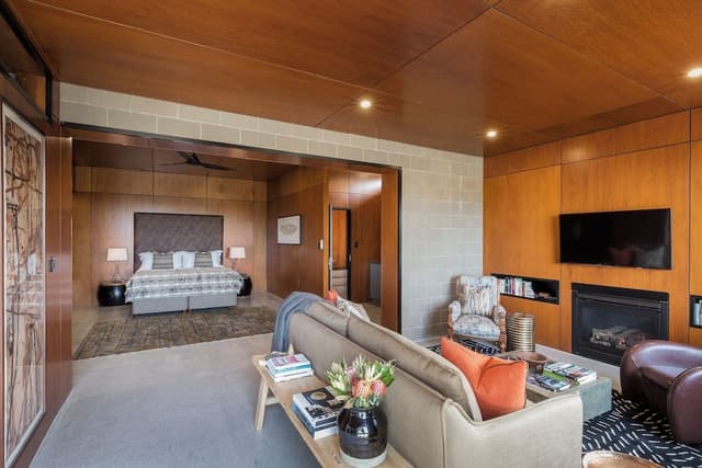 Lodge Suite
