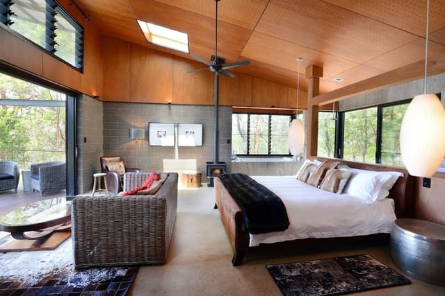 Luxury Bush Suite