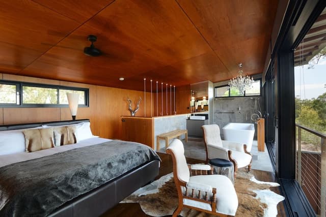 Chief Suite