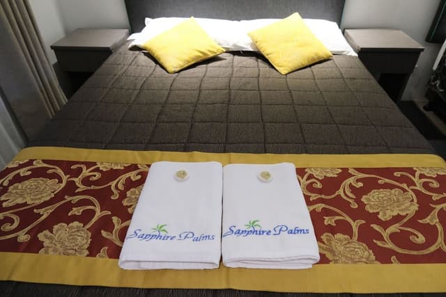 Deluxe Family Room Ground Floor - 2 Queen and 1 Single Bed