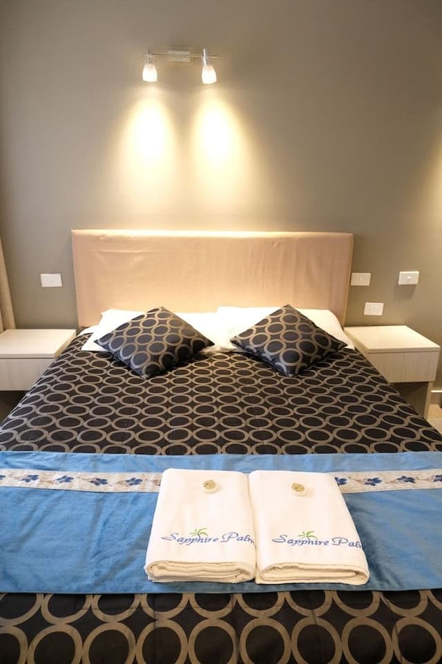 Queen Room