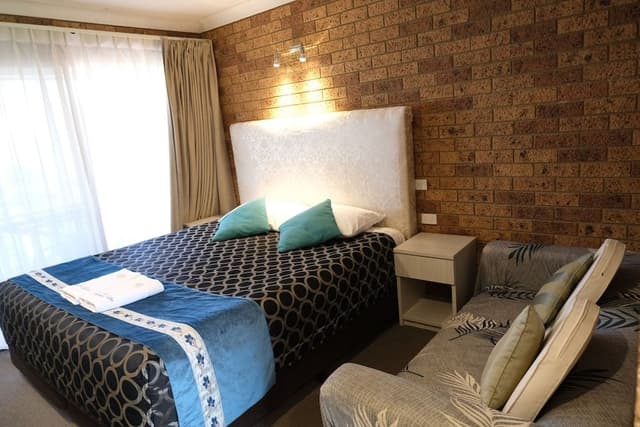 King Room with Balcony (Upstairs Room)