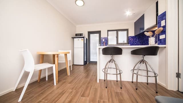 One Bedroom Apartment - Twin Beds