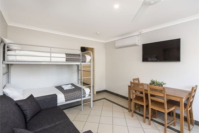 Chalet, 1 Bedroom, Non Smoking, Kitchenette (Non Pet Friendly)