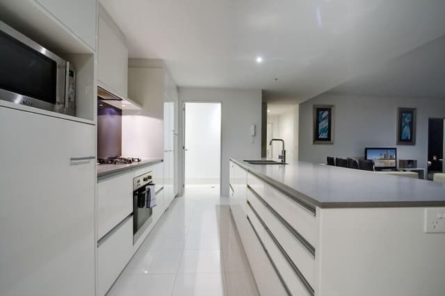 Comfort Apartment, 3 Bedrooms, 2 Bathrooms, Sea View