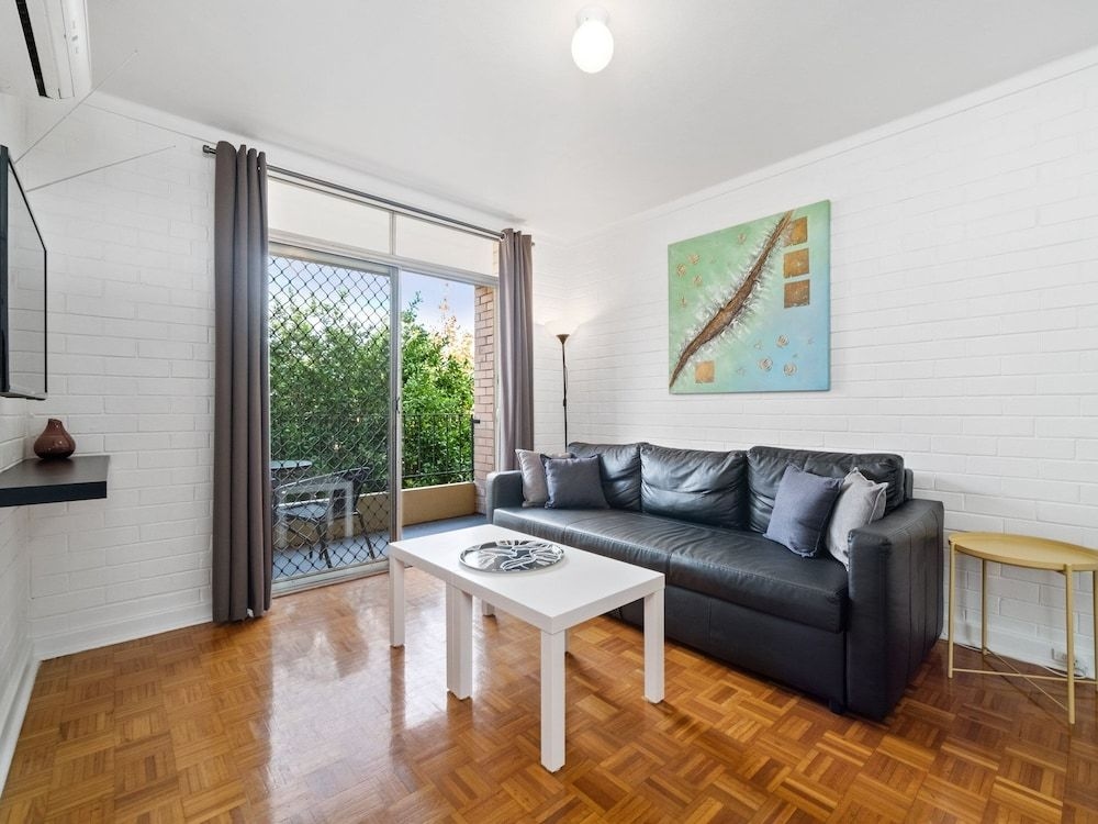 Pronto Apartments3