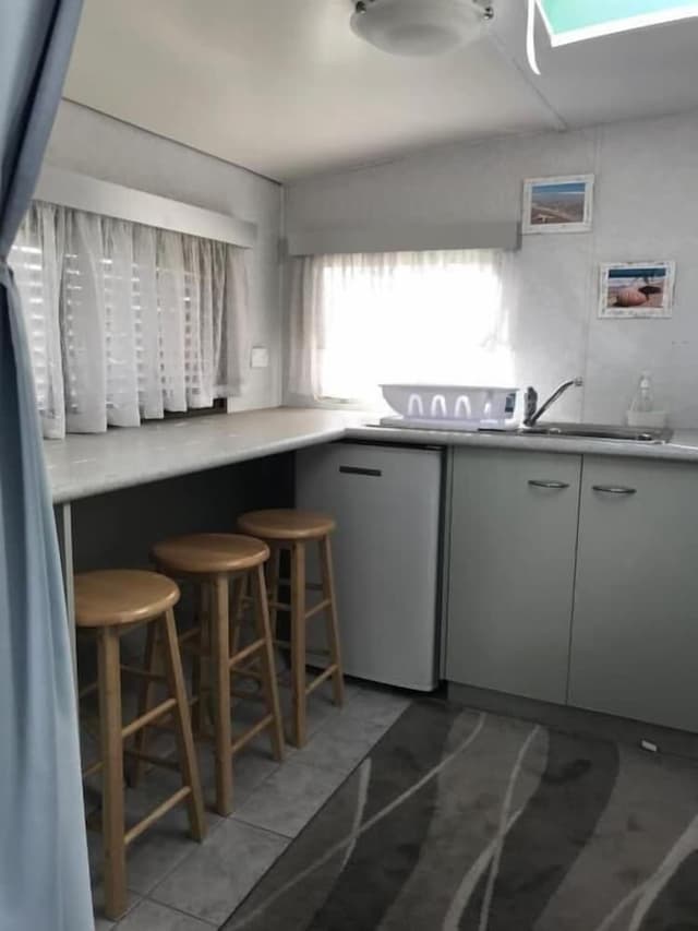 Economy Caravan with Annex - Sleeps 4