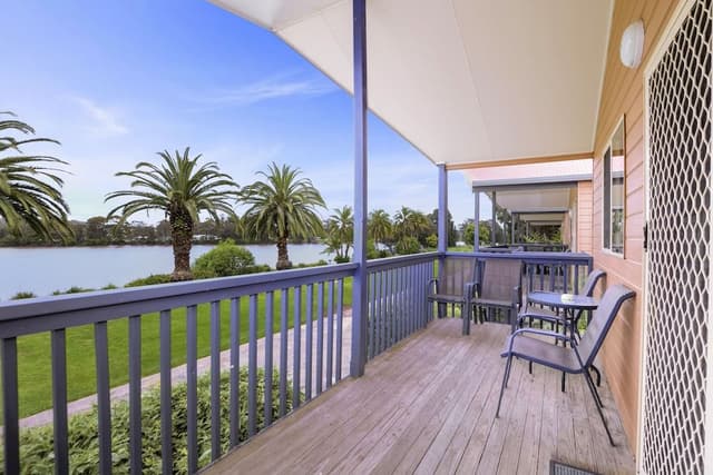 Standard Riverview 2 Bedroom Spa Villa - Not Pet Friendly