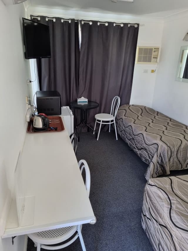 Family Room, Multiple Beds