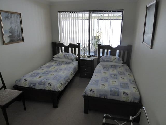 Twin Room 2 - 2 singles