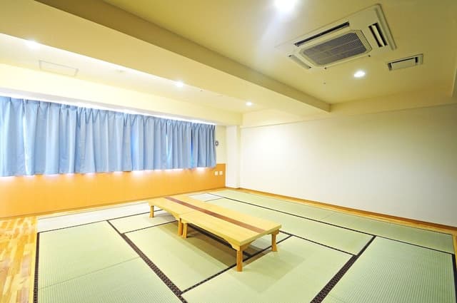 Japanese Style Room (20 Tatami-mats)