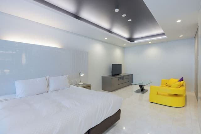 Standard Suite