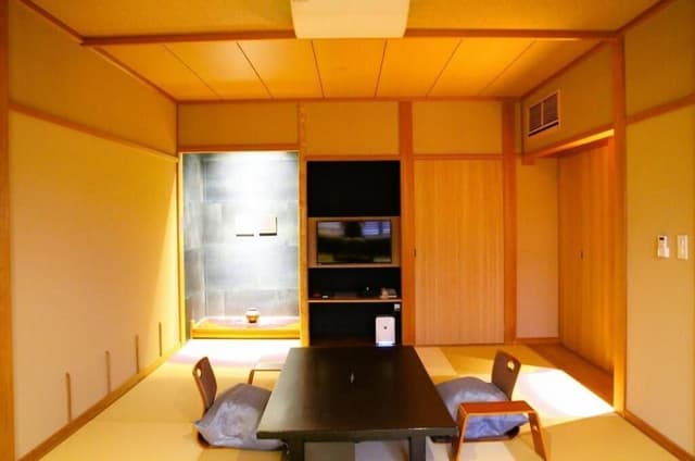 Traditional Quadruple Room