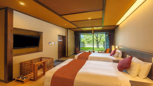 Dog Friendly Room Deluxe Suite(With private dog park)(With blow bath)(Non-smoking)