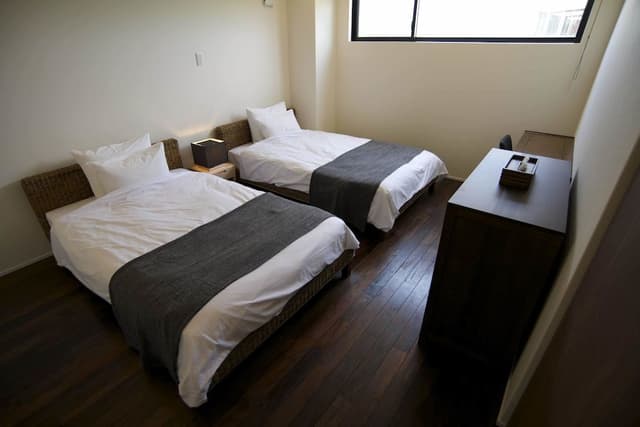 side.B niwa, Residential Condominium