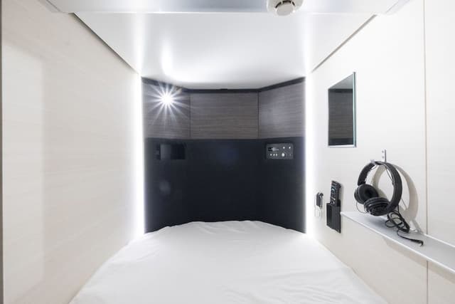 Capsule Bunk Bed, Non Smoking
