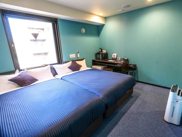 Twin Room - Non-Smoking