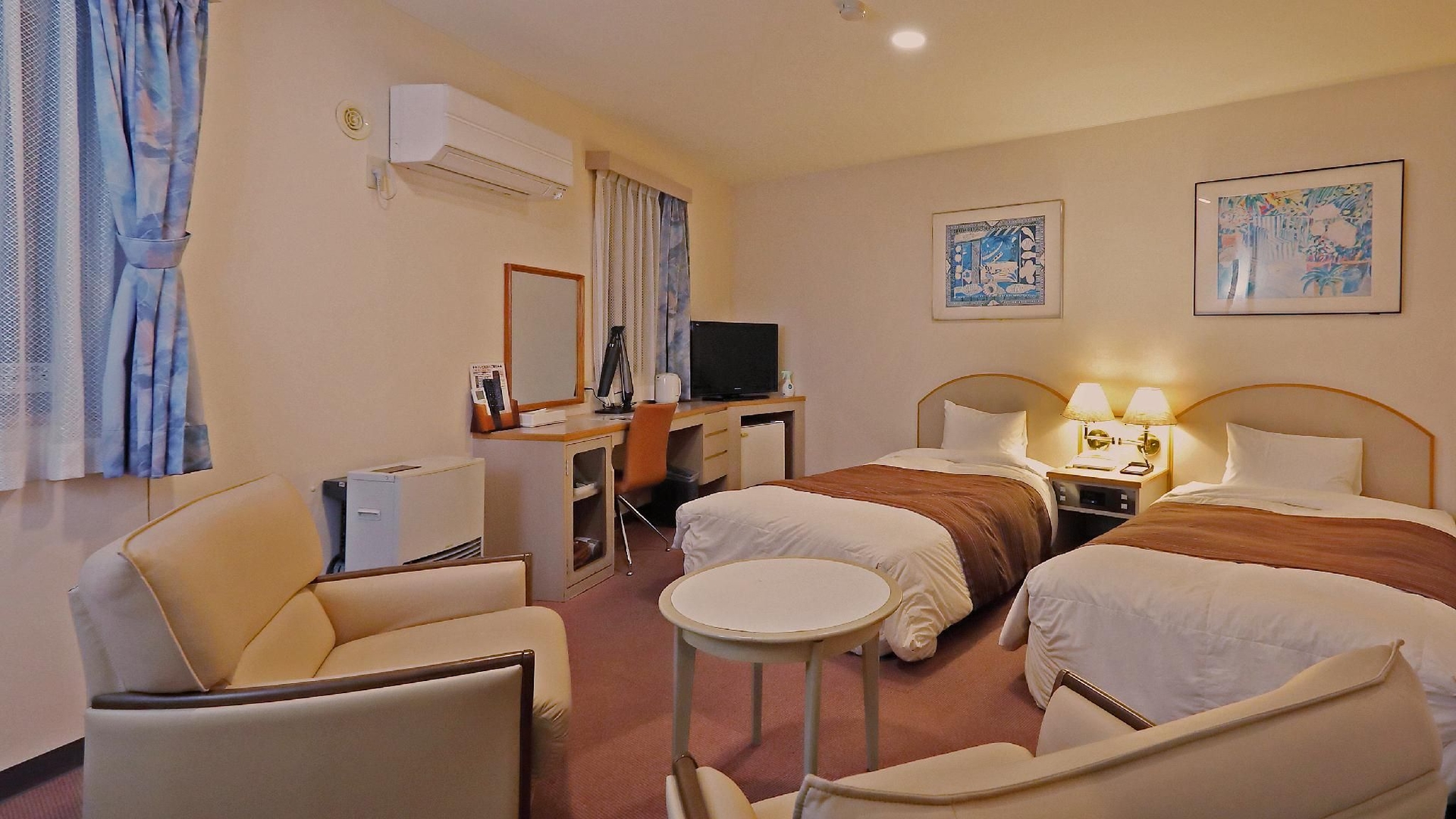 โฮเทล ซาโตะ (Hotel Sato)1
