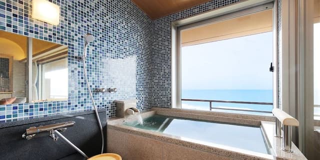 Panoramic Suite