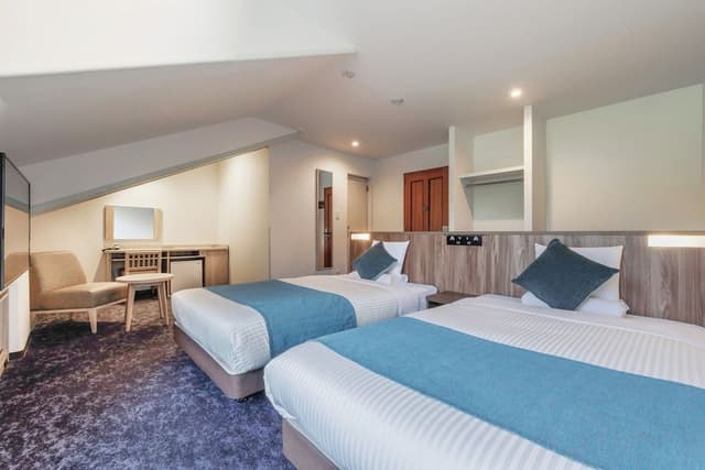 Renovated Premier Twin Room, Non Smoking