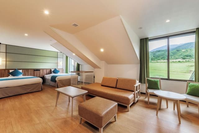 Renovated Family Pet Room, Non Smoking