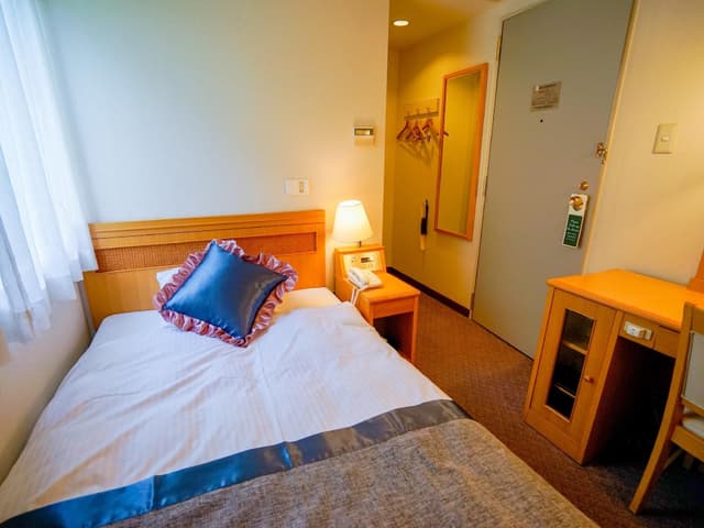 Single Room - Non-Smoking