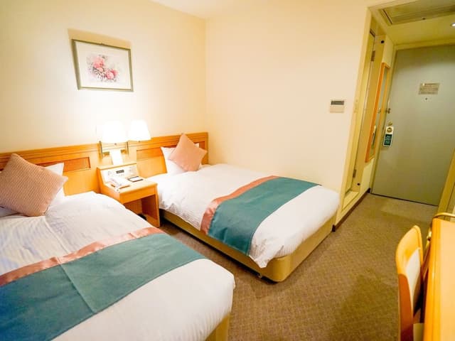 Basic Twin Room, Non Smoking