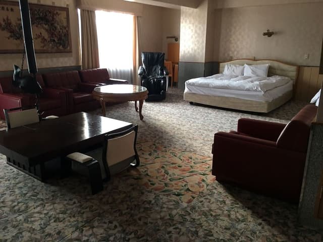Suite 306 with Private Bathroom