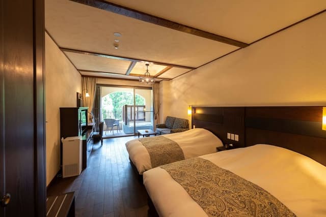 Standard Room 4 single beds
