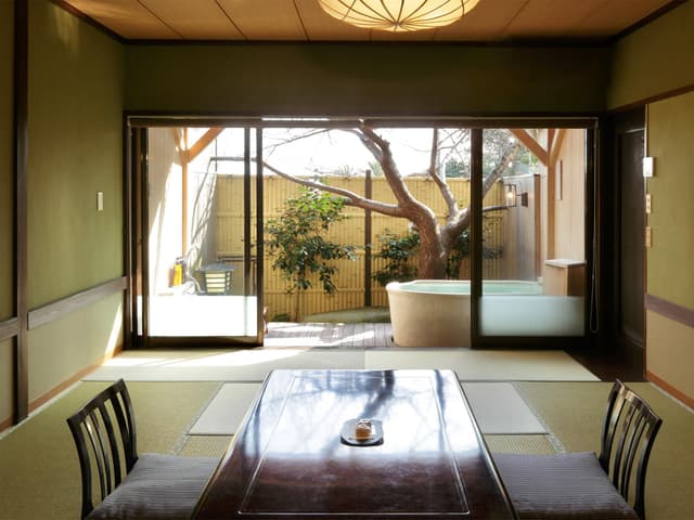 Japanese Style Room with 12 Tatami and Open-Air Bath