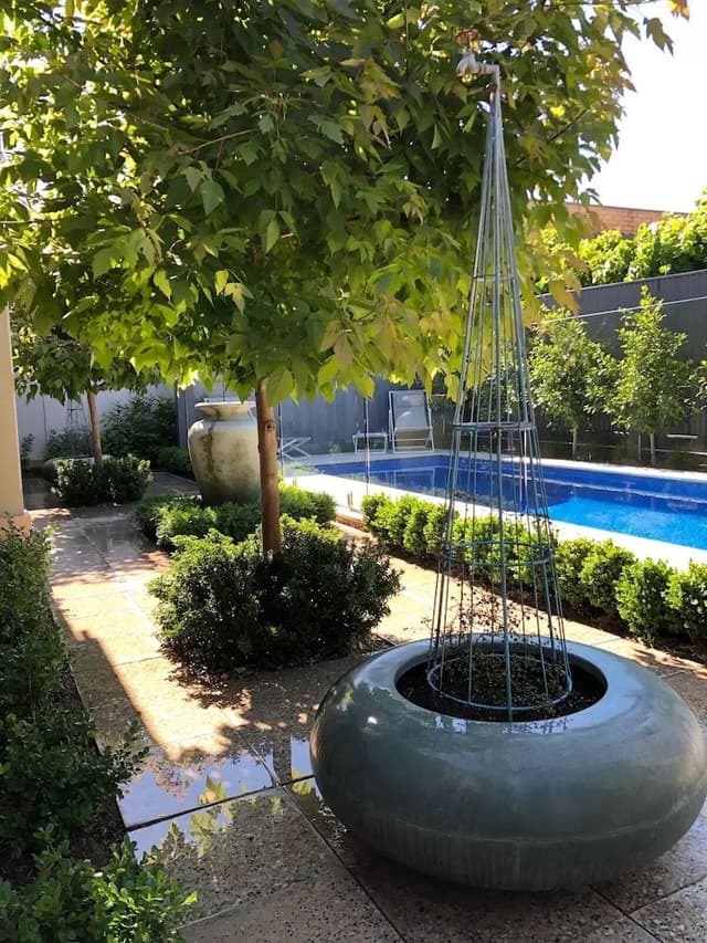 Luxury Apartment, 1 Bedroom, Fireplace, Poolside