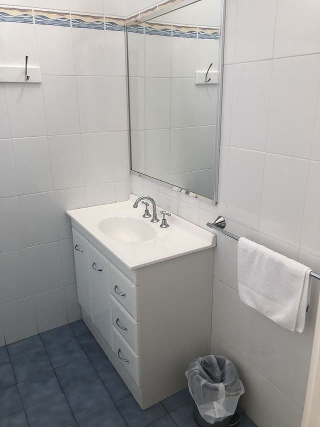 Basic Room, Ensuite