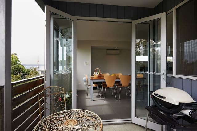 Vancouver - Two Bedroom/Two Bathroom Townhouse